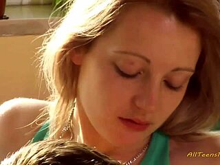 18 years young blonde babe in love with dick!