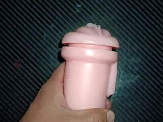 kissy blowjob followed by sex filling her entrance with milk