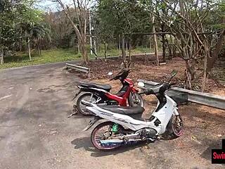 Amateur Asian Teen Sex with Big Dick European Boyfriend After Day Out