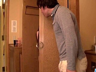 i love watching maki horiguchi in these perfect spicy scenes with blowjobs and creampies