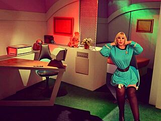 granny nurse chapels engages in finger fucking escapade