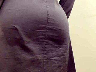 hijab secretary sends sexy video to boss