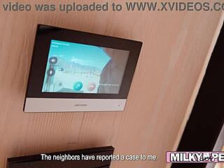 COOPERA O TE METO EN LA CÁRCEL! Peruvian Big Ass Fucked by Perverted Cop