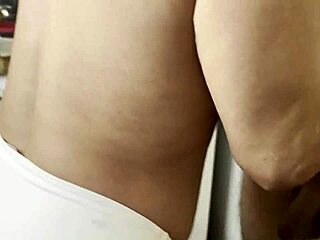 Homemade mature slut bent over cooking and fucked doggystyle