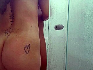 joão gets naughty post-fuck bath with the married slut