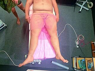 he tumbles off the massage bed but she spits on his cock for dirty happy ending domination finish