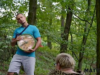 diana's kinky outdoor stranger hookup