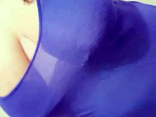 pinay wife teases big milky boobs hairy pussy 😍 wanna fuck?