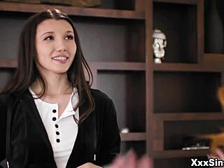 lauren phillips shows teen neighbor maya woulfe and lily larimar how to lick pussy right first time