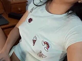 Horny Latina masturbates pussy hard squirting cum just for you maquinasperfectas