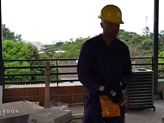 Brandon Cruz fucks big ass boss with huge cum load