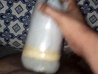Moroccan Arab Wanks Monster Cock in Homemade Pussy Masturbation