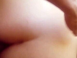 hey babe, watch my girl take it doggy style with that huge ass 😈🍑