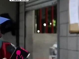 la dura realidad laboral de vendedores en elchicletv con esfuerzo pegajoso y atrevido