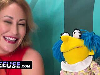 handyman tommy teaches milf ryan fingering tricks then fucks her hard in kitchen 😍🔥🍳