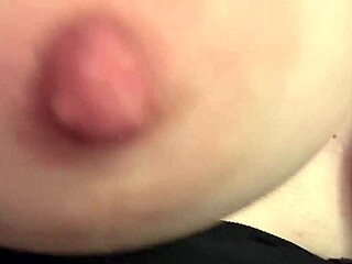 Watch this super horny big tits milf artemisia love flash juicy nipples slowly.