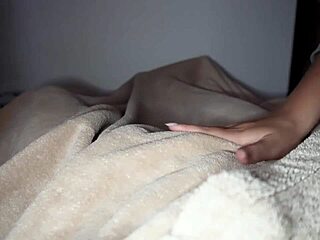 Stepmom's huge tits massage turns into homemade creampie bouncing boobs