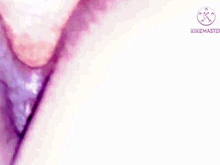 Arab wife spreads pussy for creampie fucking, you wanna fill her up next?