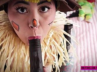 scarecrow costume gets juicy with bbw halloween dildo play and wet pussy squirt 😱🎃