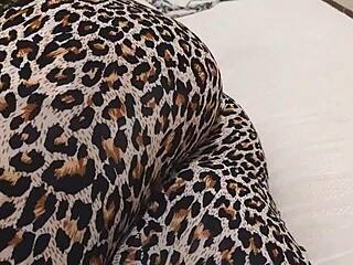 CURVY AFRICANA FAT ASS meets LATINA for rico rico hardcore pounding!