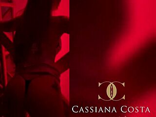 i feel the thrill of two blondes at the party