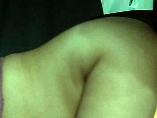 Florecita mamirica working hard for her subscribers 😊