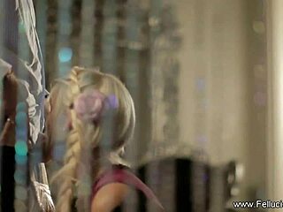 Fellucia gives the perfect blowjob, swallowing every drop 😍