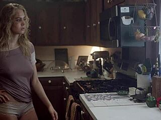 Watch Penelope Mitchell Fuck Nicolas Cage in Sexy Panties!