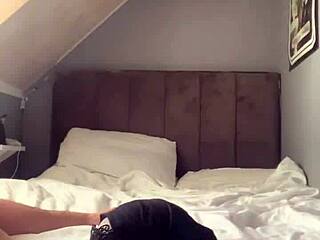 bi muslim arab guy gives intriguing blowjob to partner