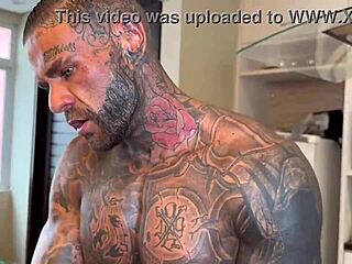 GANG BANG ORGIA ENTRE 5 MACHOS DOTADOS UMA FODA SEM LIMITES