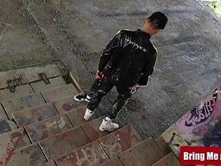 Twinks casper and jack bareback outdoors.