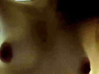 dazzlingfacegirl says fuck my hairy 18+ pussy with your big cock