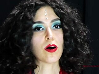 sottomissione e dominazione finanziaria, i'm just playin’ the dominatrice padrona mistress role for cash