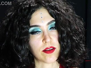 sottomissione e dominazione finanziaria, i'm just playin’ the dominatrice padrona mistress role for cash