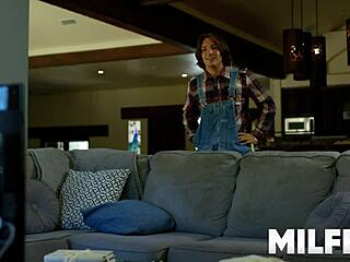 Hot Busty Milf Secretly Fucks The Cable Guy With Passion