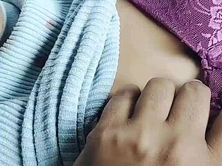 Beautiful NRI Girlfriends Masturbate Secretly in Car