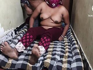 Indian wife gets fucked with toys in hd sex video.