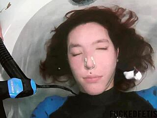 Skinny Sattira in Spandex Underwater Bathtub for Sexy Pool Day