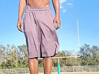 Hey, isn't this brunette fitness babe just the sexiest thing ever?