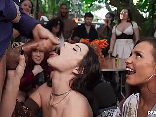 just saw this latina redhead score at ren faire