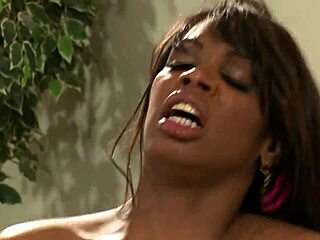 Raw Horny Black Chick Pounded by White Dick