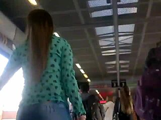 TV Culos Shows Off Big Ass in HD Upskirt