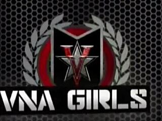 Rahyndee James snags Philly Jhons' load on her stunning big soles