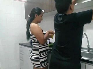 uy, that colombian cucumber looks tasty, wanna share mutual play?