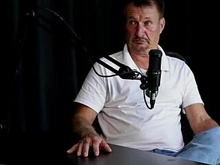 he entered porn through his daughter's invitation, always admired andressa urach, and about the controversies - carlos urach in sheer red