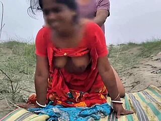 Indian boudi gets pounded hard outdoors in final meet