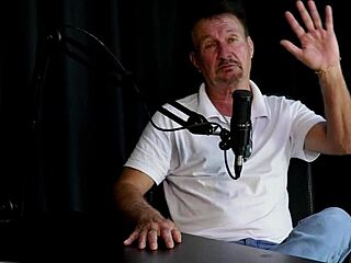 he entered porn through his daughter's invitation, always admired andressa urach, and about the controversies - carlos urach in sheer red