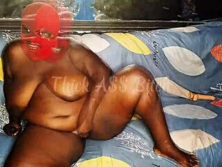 BBW Craves Munching and Screwing Gardener for His Huge Tool