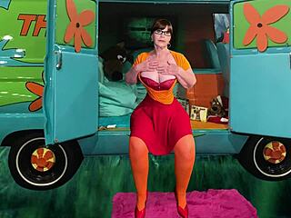Granny Velma Dinkley masters deep throating in her sleuthing adventures.