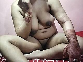 helping indian 18 teen girl get pregnant with cum inside pussy?